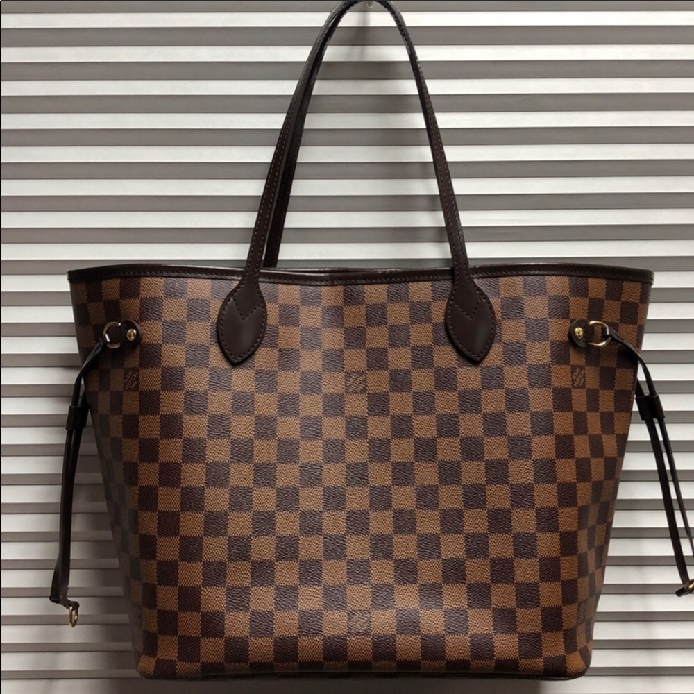 Louis Vuitton Damier Ebene Neverfull MM